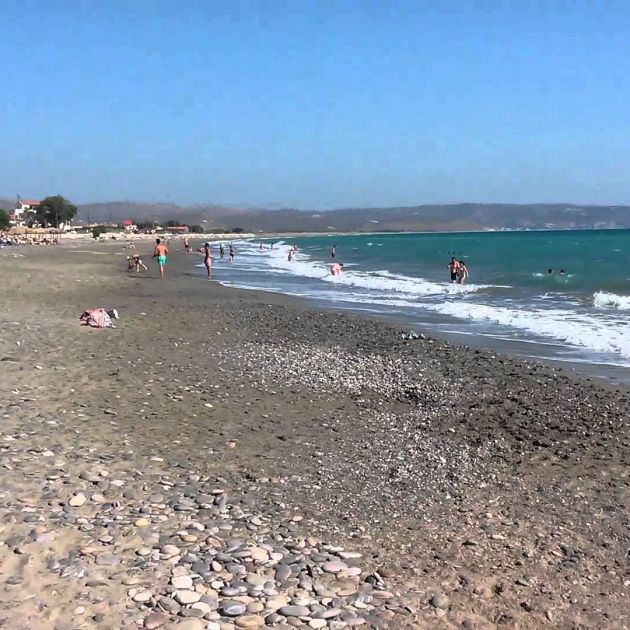 Kokkinos Pyrgos Strand